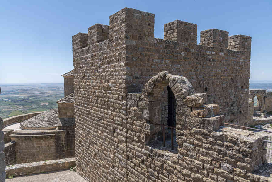 Huesca - Loarre - castillo de Loarre 43.jpg